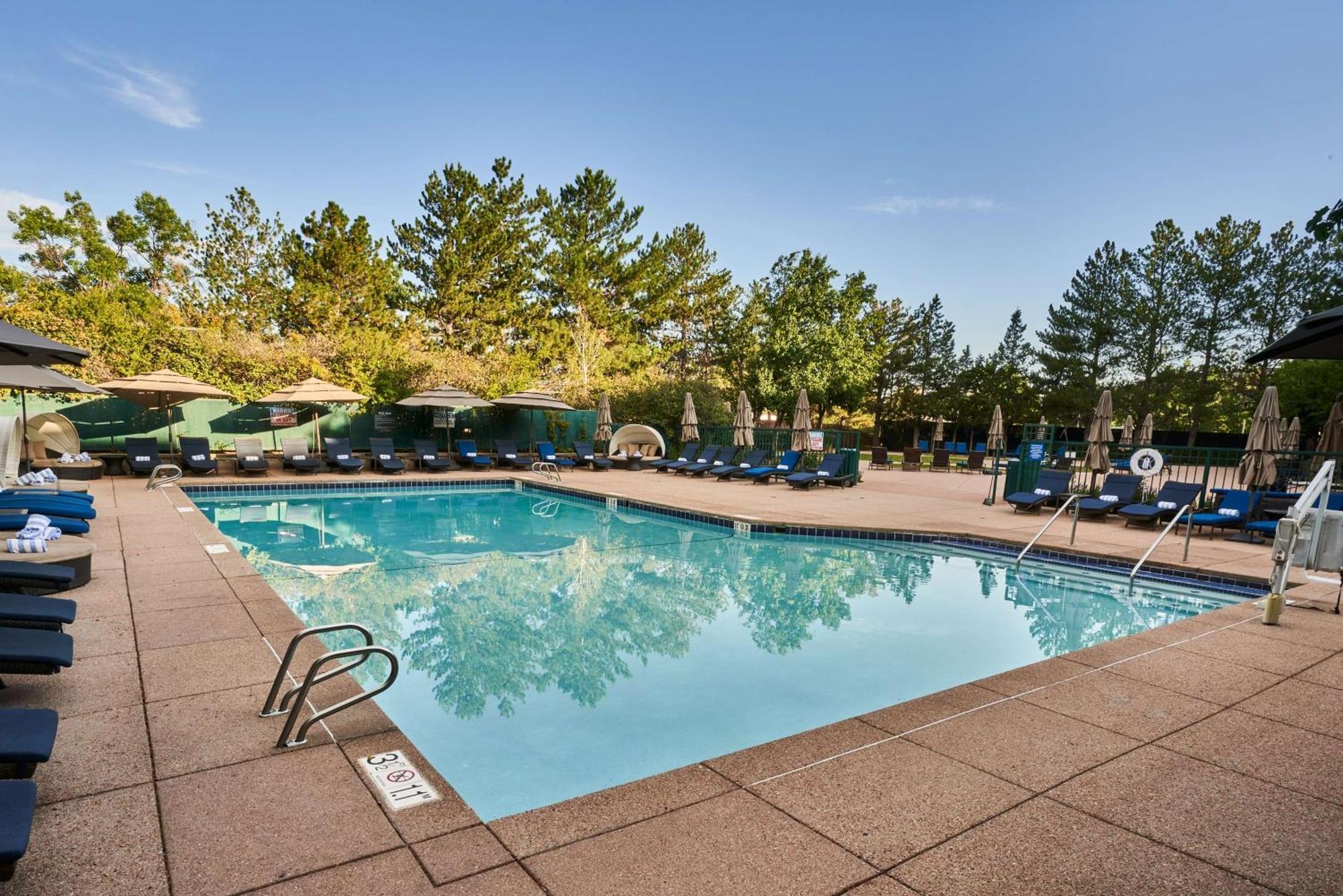 The Inverness Denver, A Hilton Golf & Spa Resort Енґлвуд Екстер'єр фото